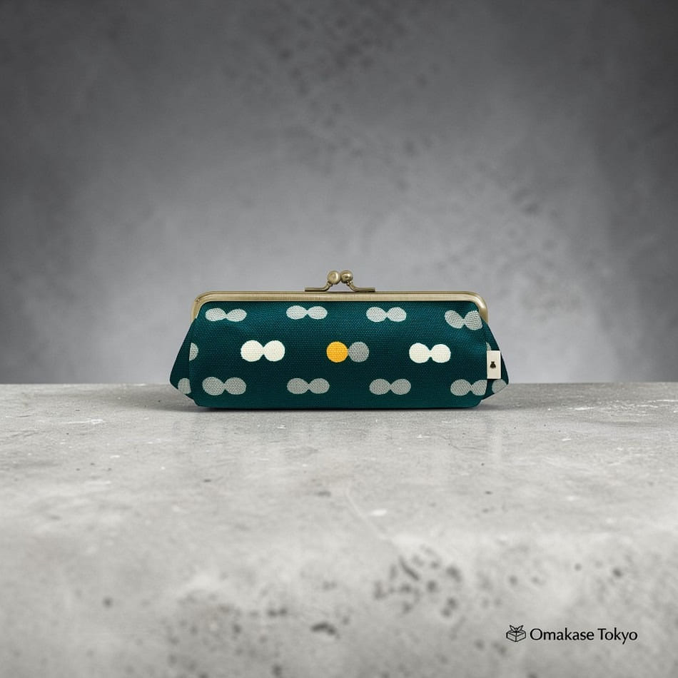 AYANOKOJI TAWARA-Shaped Pencil Case Pattern Green 136 g