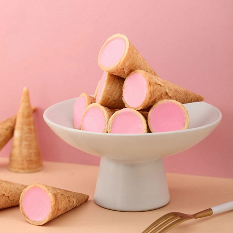 Strawberry Flavor, Filled Wafer Cones