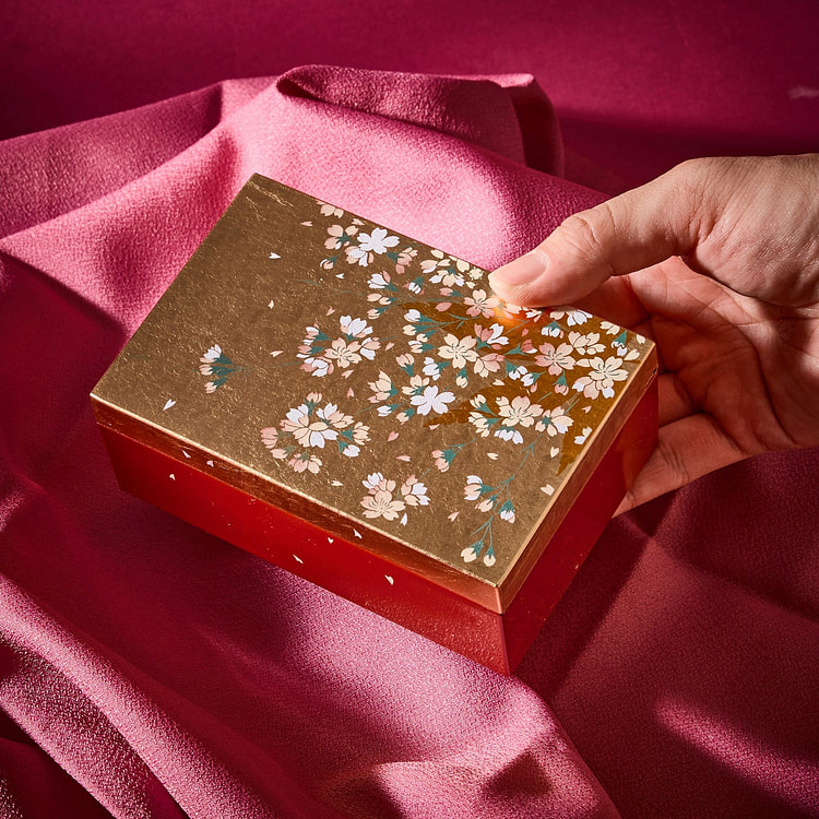 金箔樱花小饰品盒