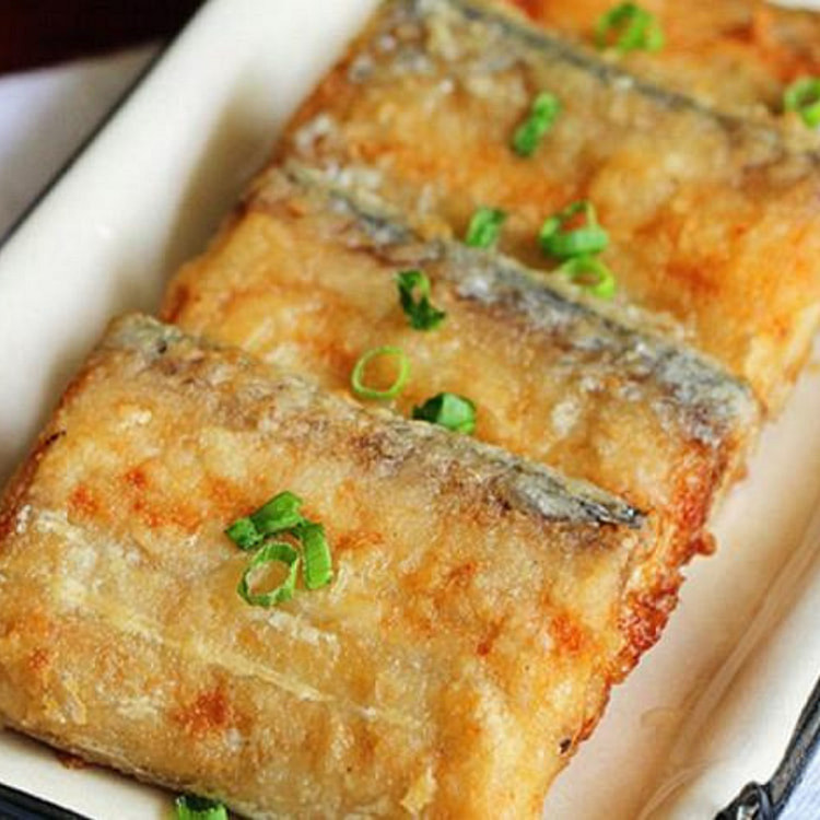 Pan-Fried Ribbonfish(w. fish bones)