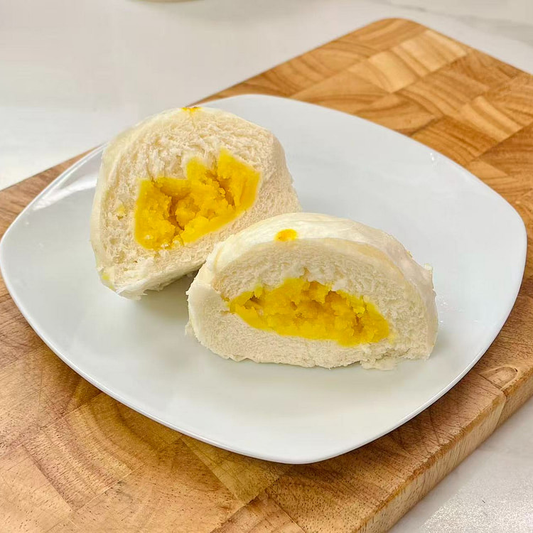 Custard Bun Around 225g 1 each