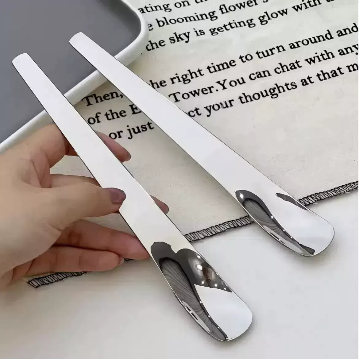 Two household stainless steel flat spoons 30 g