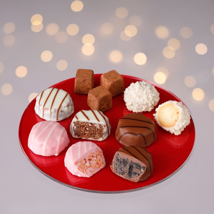 Get Japan Shiseido Christmas chocolate Gift Box 18pcs 1 box