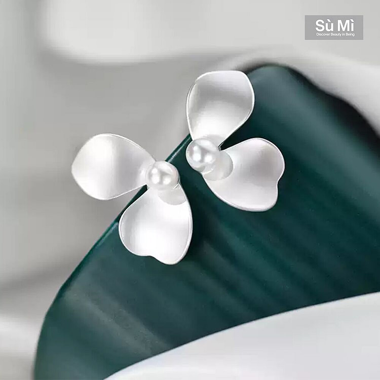 SUMI花瓣珍珠耳钉 耳饰礼盒装
