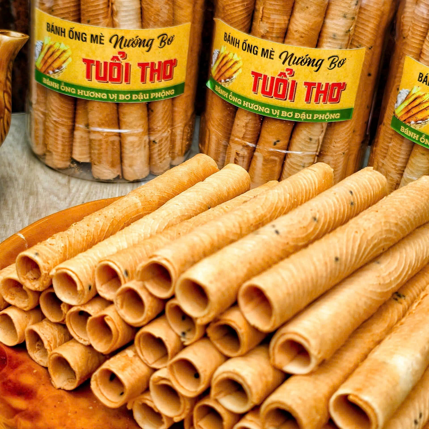 Vietnamese butter sesame egg rolls 290G (Crumble ) 1 box