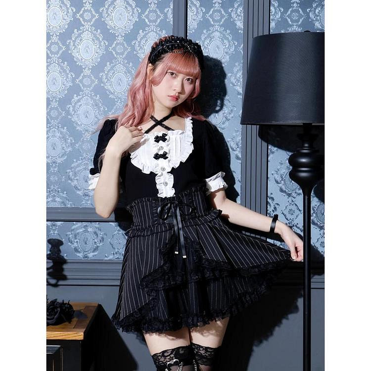 NOEMIE 哥特剪裁T 黑M