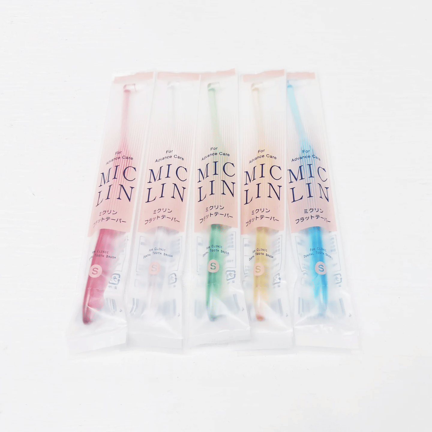 Easy to Use Pet Toothbrush（Random colour will be shipped） 1 each