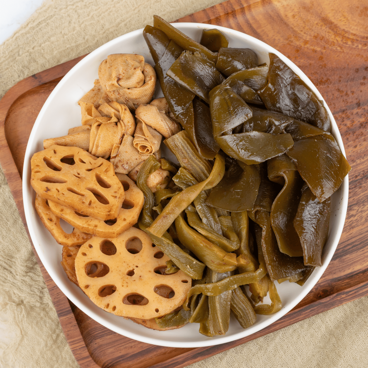 衢州麻辣素拼(藕片,海带结,豆腐结) 300 克