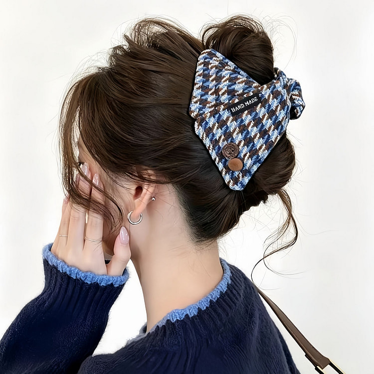 Plaid Triangle Hair Claw 1pc 1 each
