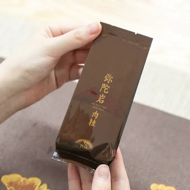 Yan Yu Mountain Series MiTuoYan Cinnamon Wuyi Rock Tea Mini Bag 8.5 g