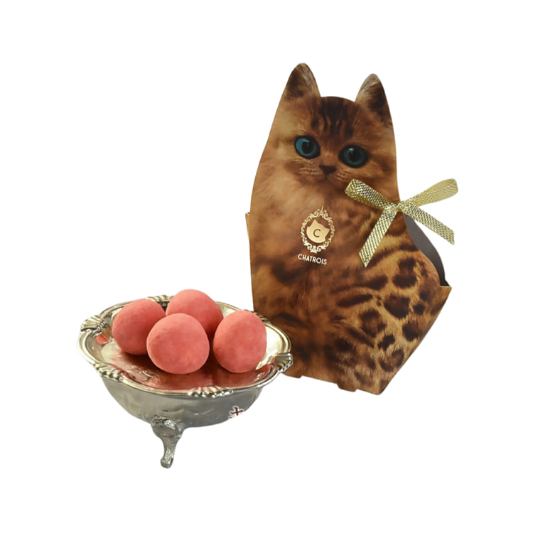 Strawberry Sandwich Pink Rouge Strawberry Milk Flavor Chocolate 4 Pieces