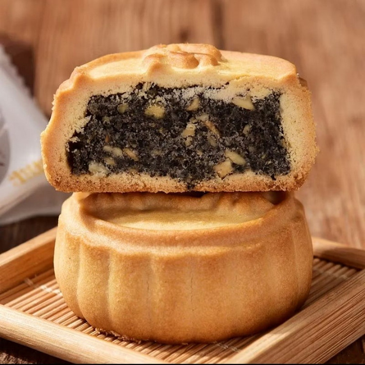 Master Lu's Black Sesame Flavored Mooncake 152 g