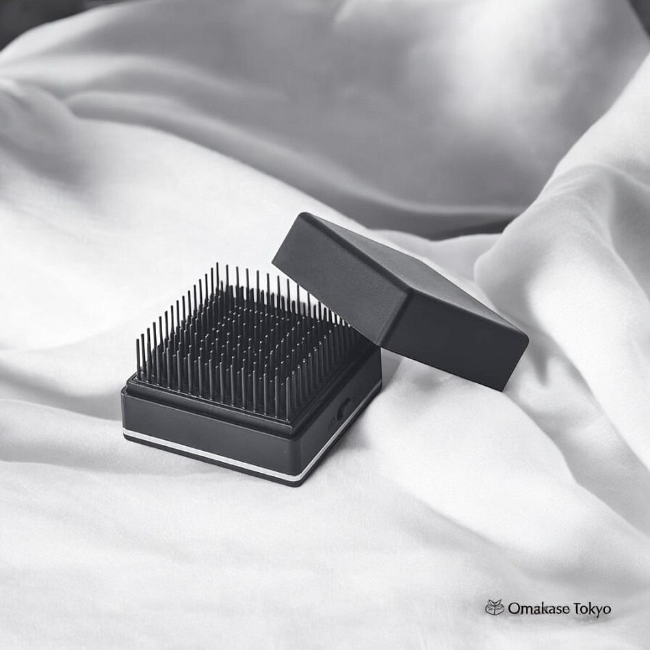 Salonia Square Ion Brush Black 144 g
