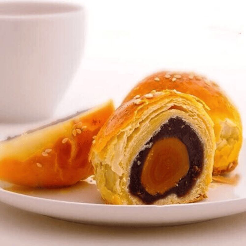 Y1 Egg Yolk Red Bean Paste Crispy Mooncakes 6pcs 1 box
