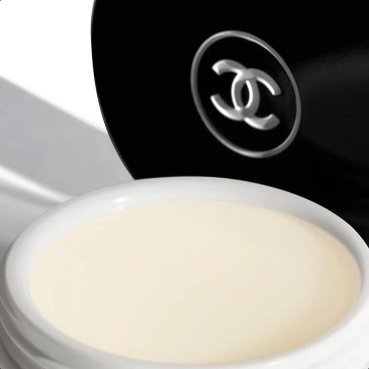 香奈儿山茶花润泽护唇霜 滋润补水呵护润唇10g 1 份