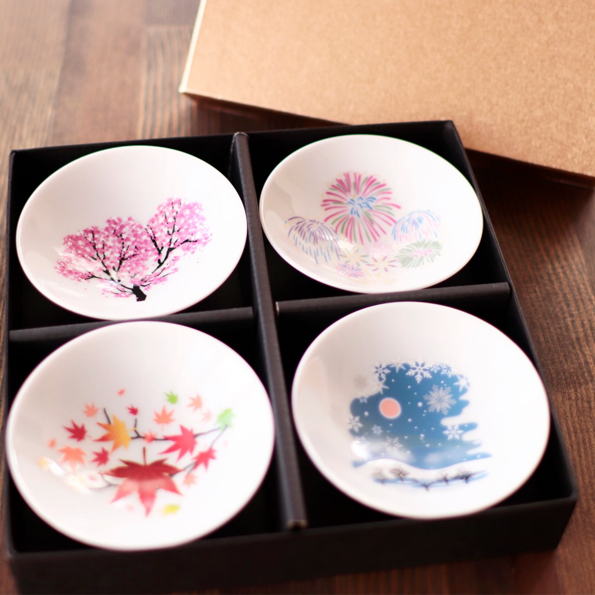 Get Japan Four seasons 4pcs Sake cup Set(Gift box) Delivered Weee