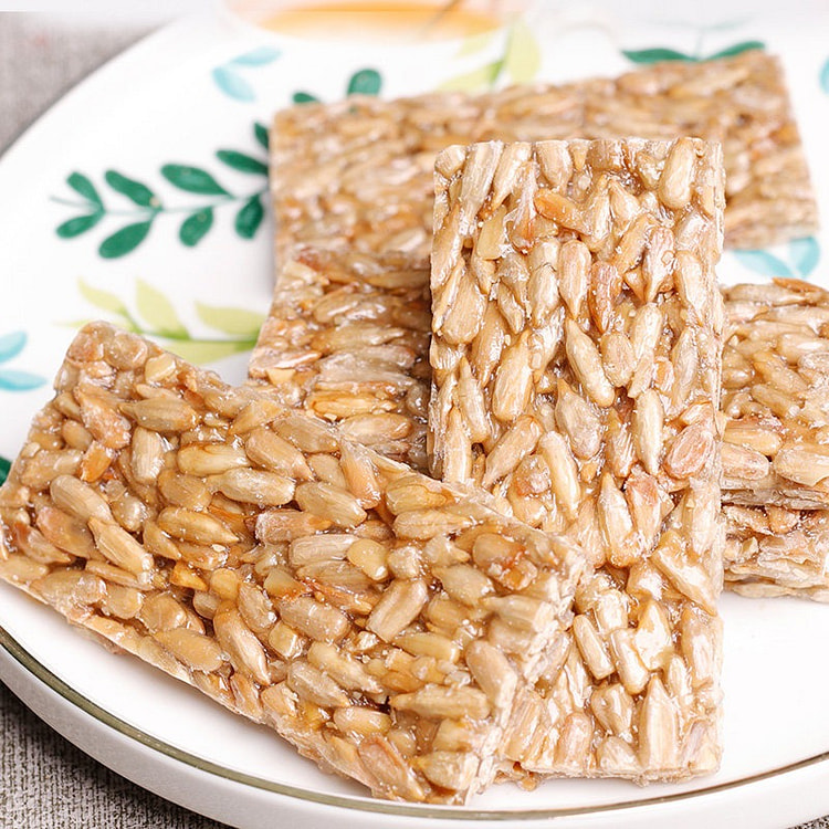Zhu Xiaotwo Sesame Seed Crackers Snacks 500 g