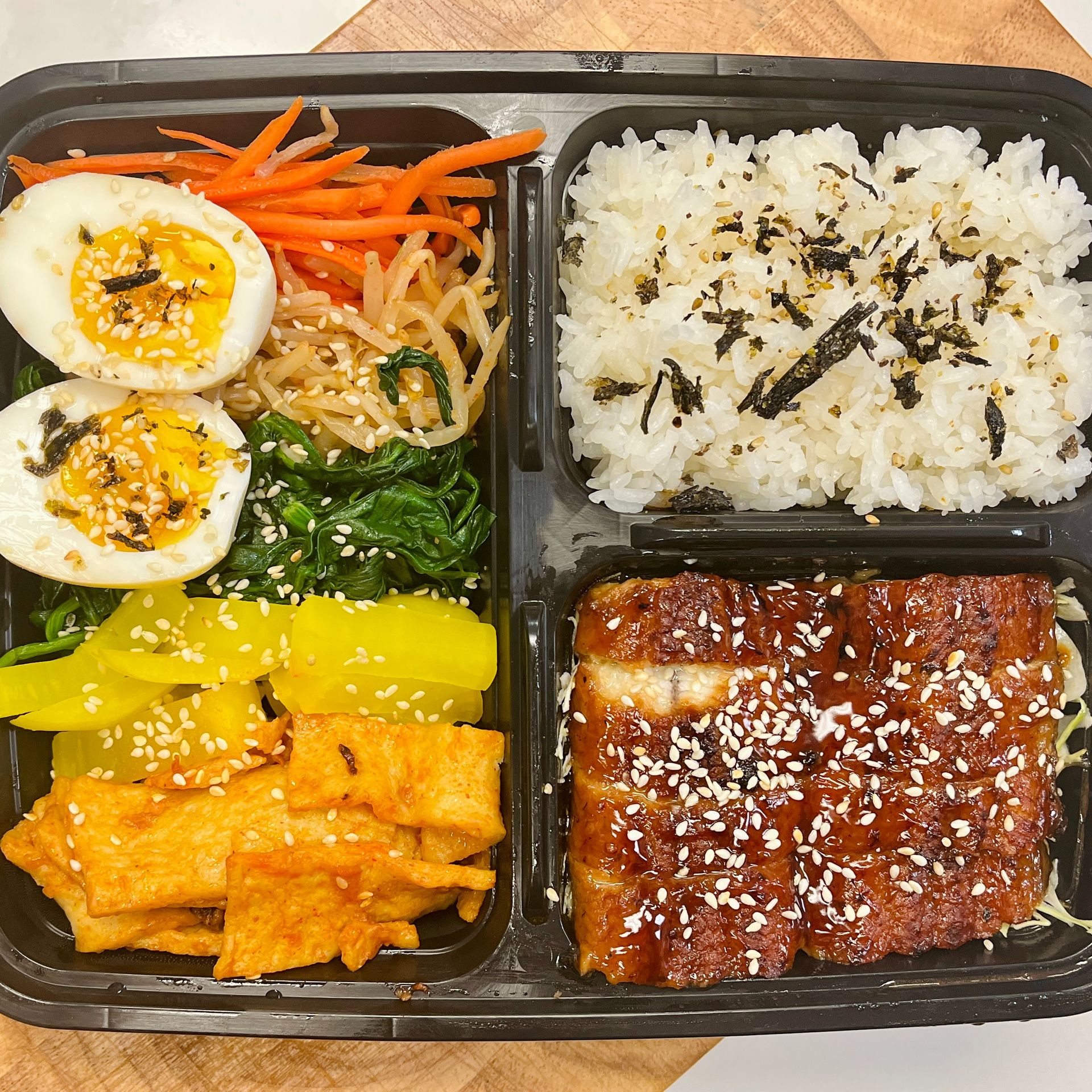Teriyaki Eel Bento 1 each