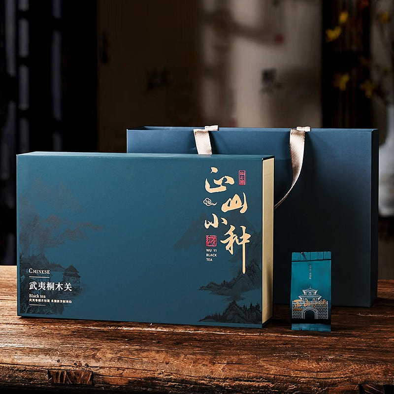 New Tea Zhengshan Race Gift Boxed Black Tea 250g Luzhou-flavor Super Tongmuguan 250 g