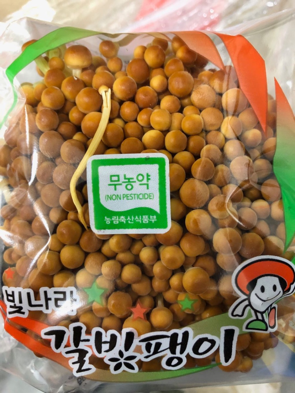 Korean Golden Enoki Mushrooms 200g x 1bag Weee!