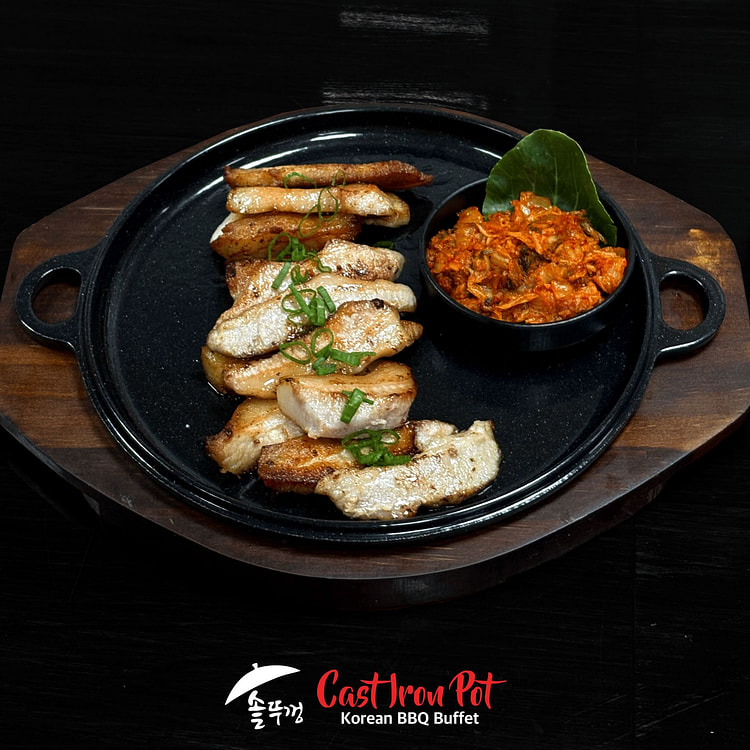 Grilled Pork Jowl with Stir-fried kimchi 300 g