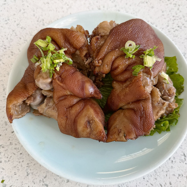 House Special Braised Pig Trotter 1PC 1 box