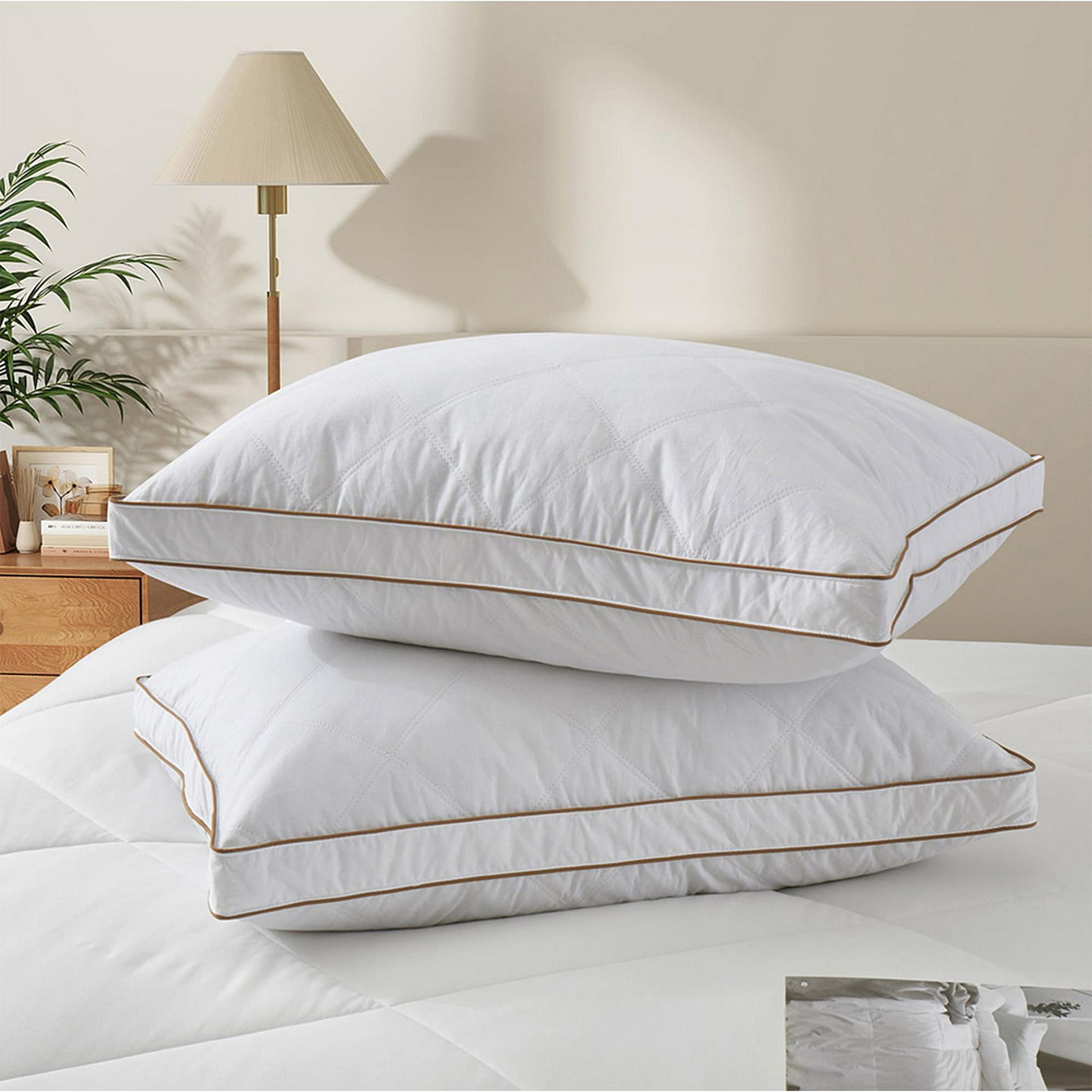 UNIKOME Feather Pillow White Queen 1 box