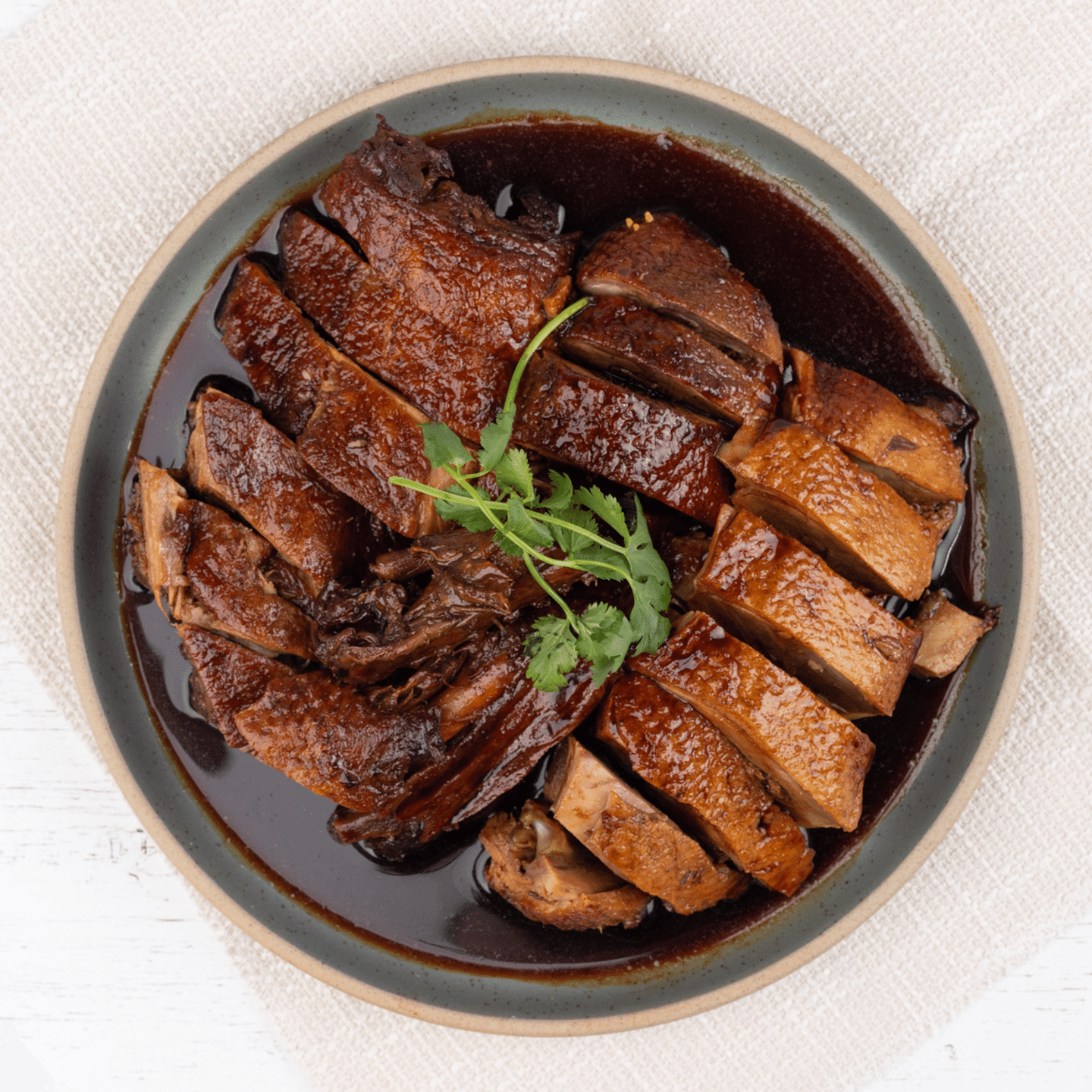 上海本帮风味酱鸭 约300g 下半部分 有鸭腿 1 份