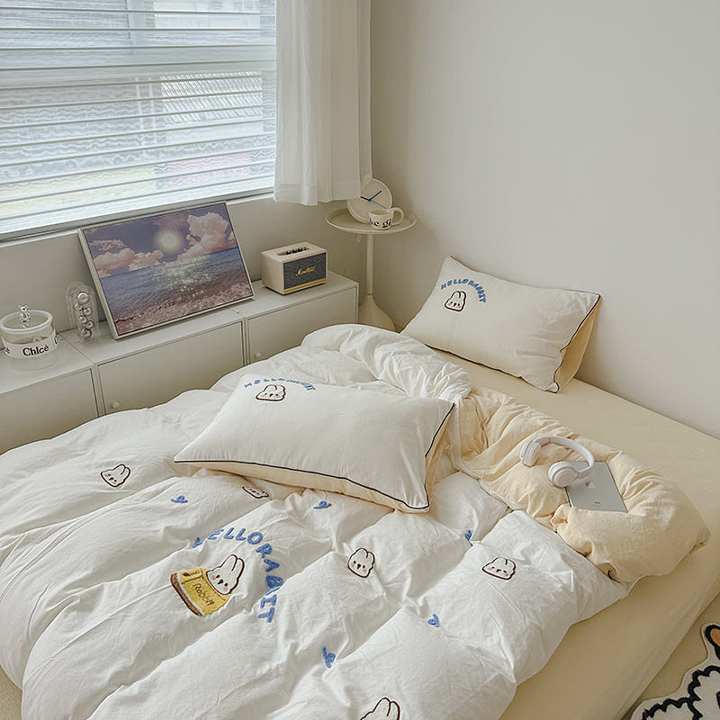 HelloRabbit Embroidery Bedding Set White-Queen 2000 g