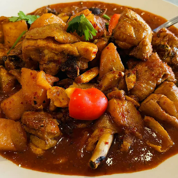 Xinjiang Sauted Spicy Chicken (w flat noodle)