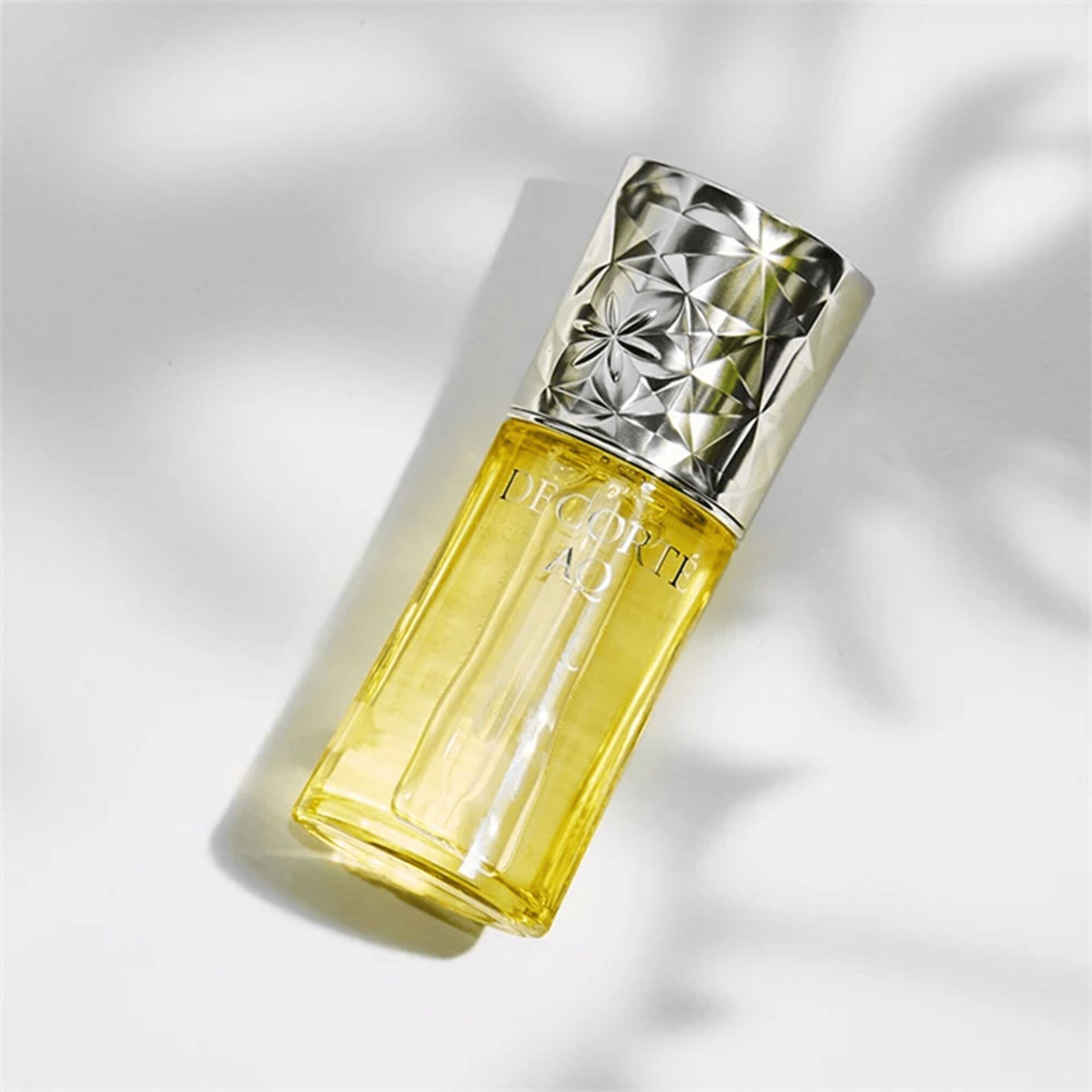 コスメデコルテ AQ オイル インフュージョン 40ml 1 個 - Weee!
