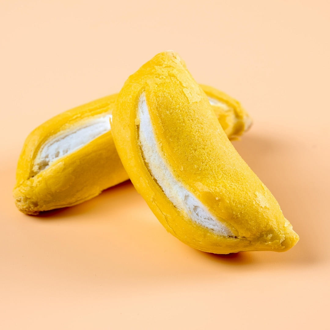 [1 box of 4 pieces] Cheung Wo cake with banana cake 120 g