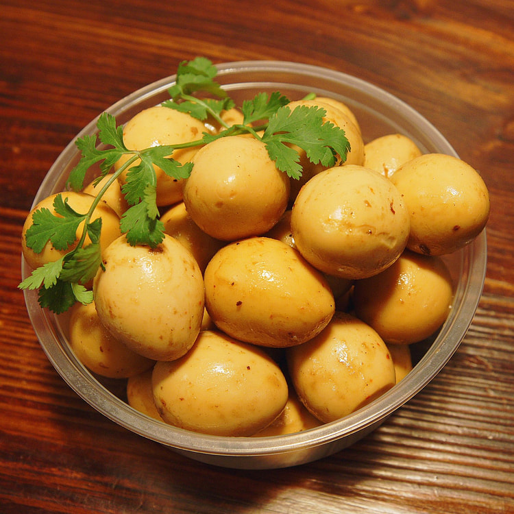 Hi Duck Quail Egg (Spicy)
