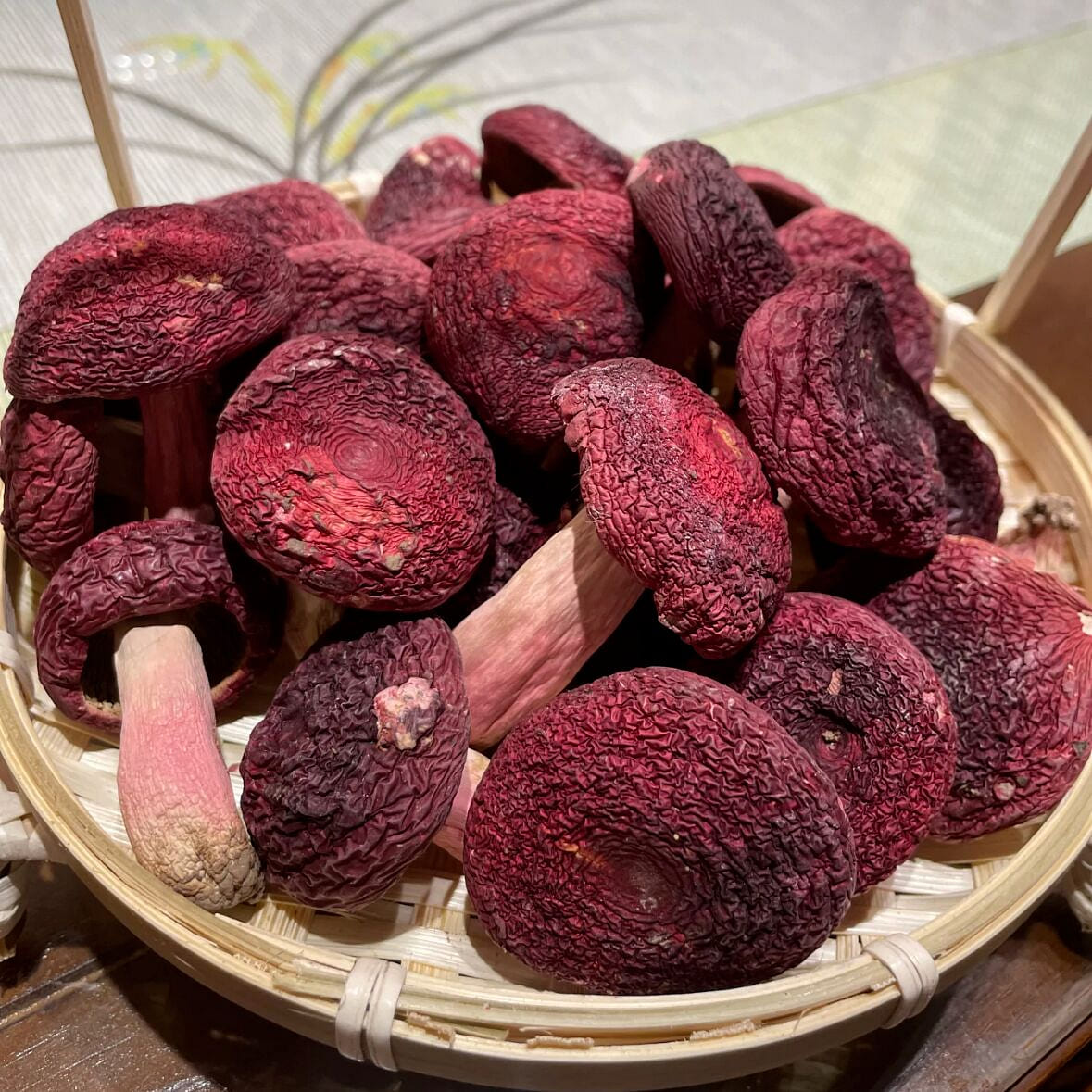 1ozRussula Mushrooms+1ozDried Wild Black Truffles 1 each