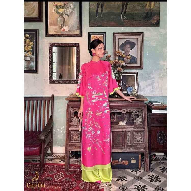 Cocolili Size M M177 Silk Ao Dai (with Pants)