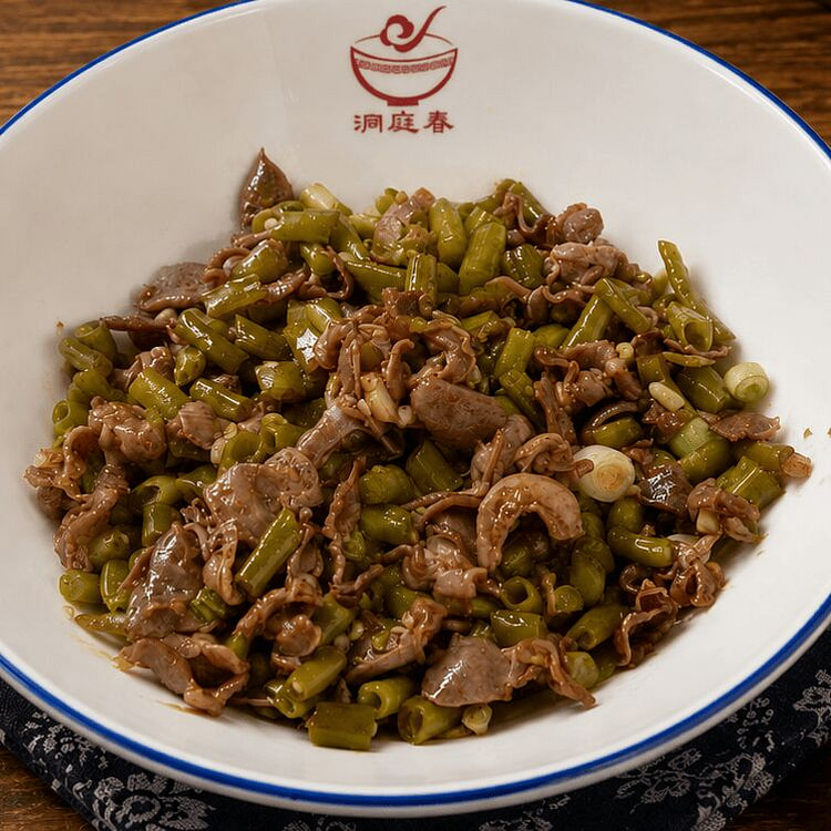 Stir-Fried Chicken Gizzards w Pickled Green Beans 300 g