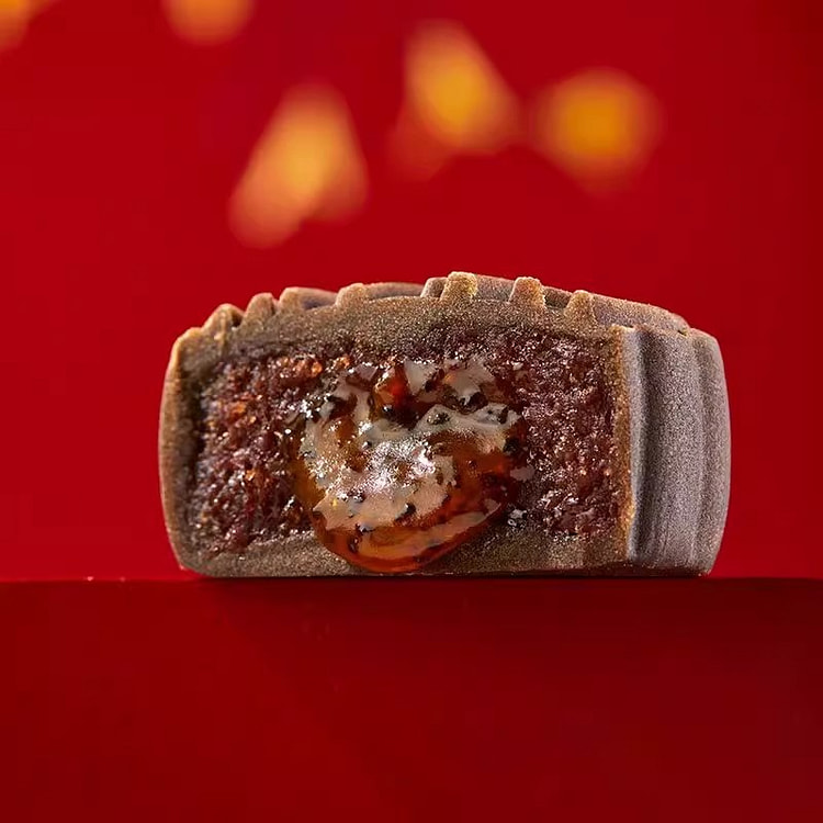 Black truffle filled cream-filled mooncake