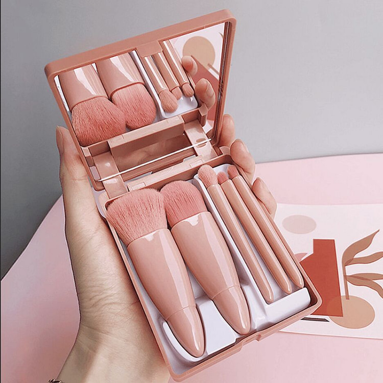 Travel Set with 5 Mirror Case Makeup Brushes 1 each