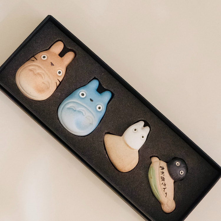 Shigaraki Totoro Chopsticks Rest 4pcs (Gift Box)