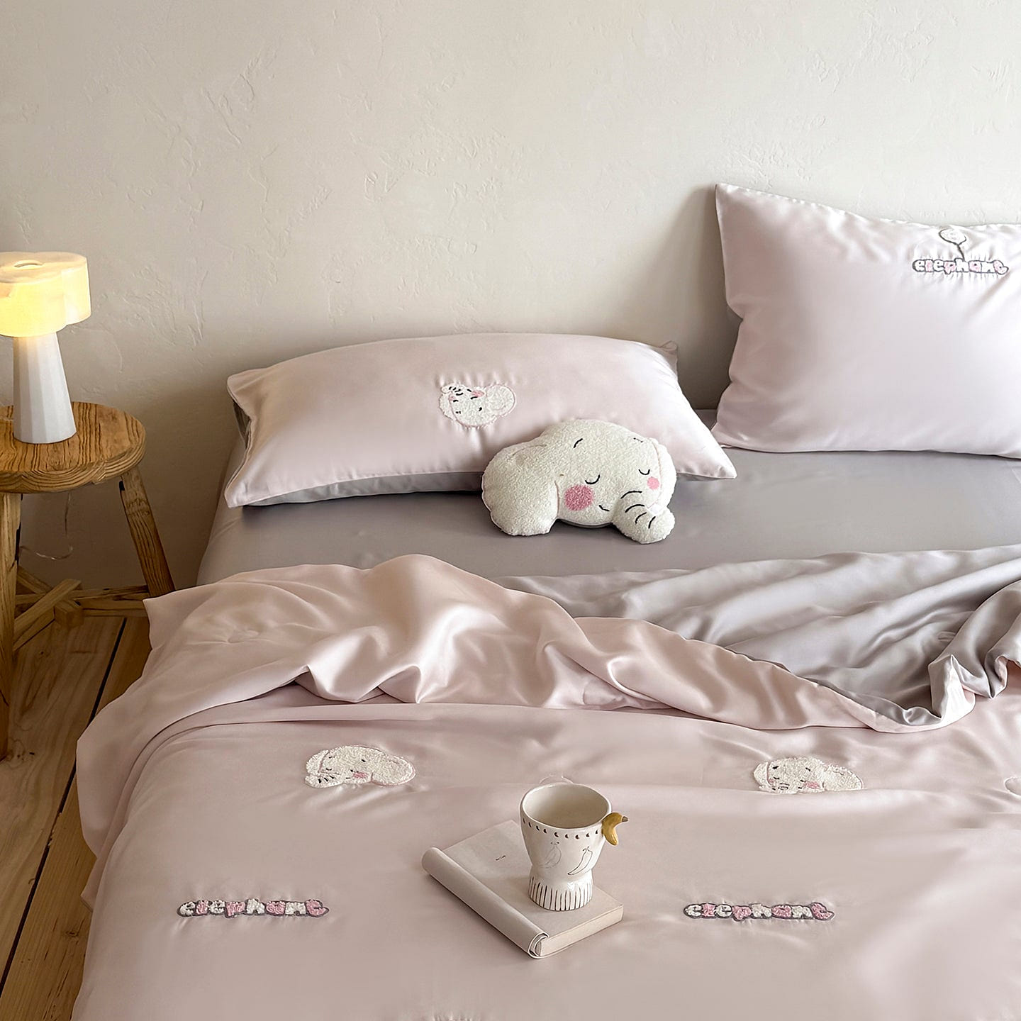 Tencel Cooling Quilt 4Pcs Set Elephant-Queen 2000 g