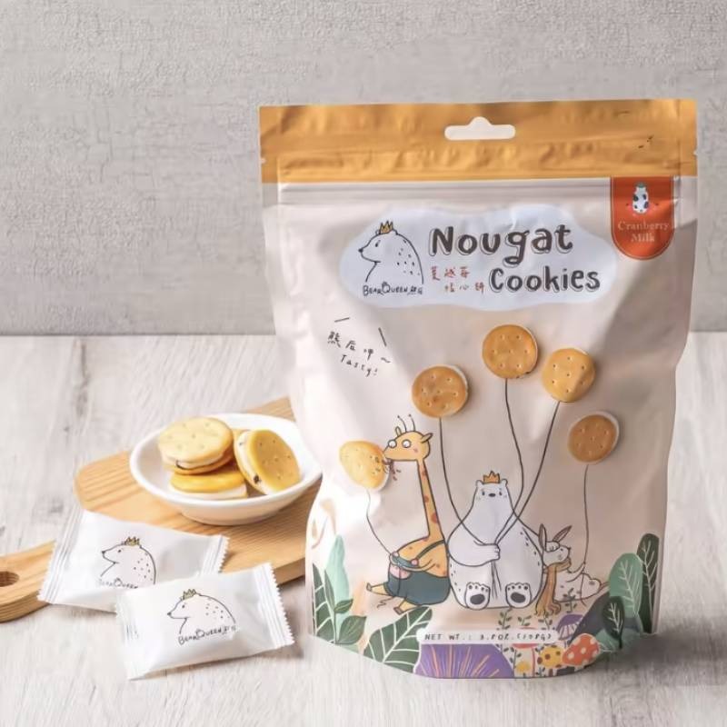 Get BEAR QUEEN Cranberry Sweet Cookies 12 pieces Delivered | Weee