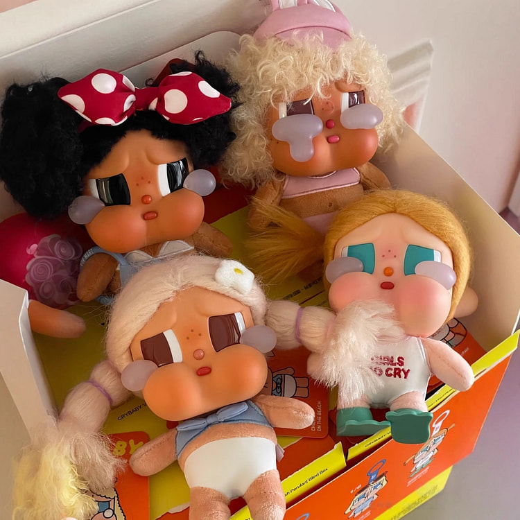 Crybaby 2nd Generation Vacation Series Blind Box 1 count