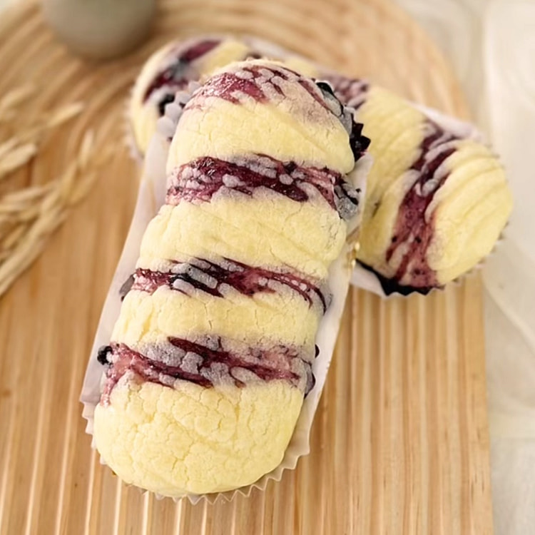 Snow Montain Blueberry Bun 75 g
