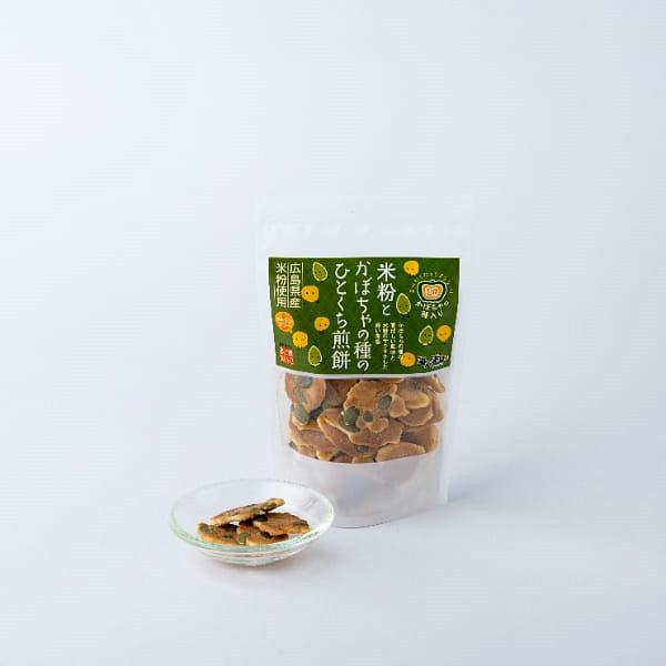 Watanabe Seika Pumpkin Seed Rice Cracker 60g 1 each