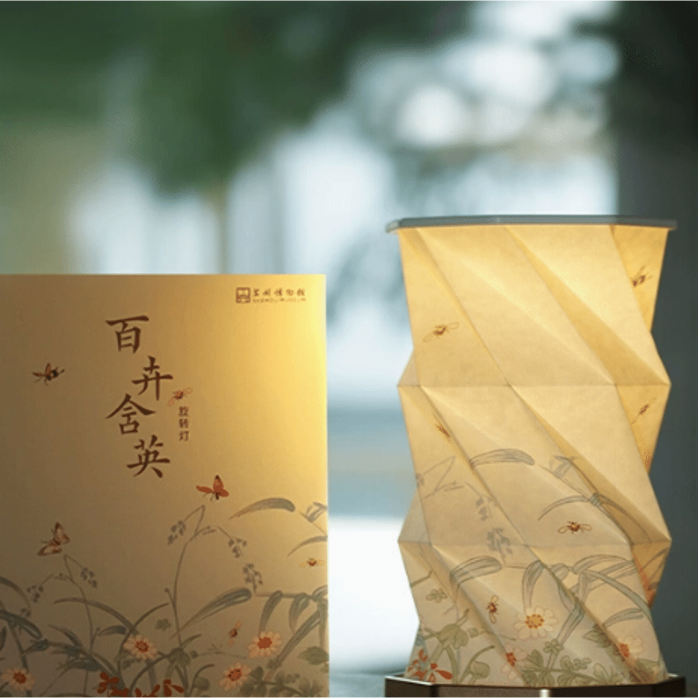 Suzhou Museum Rotating Lantern – Hundred Flowers in Bloom 1 each
