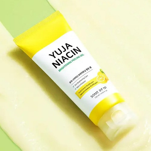 SOME BY MI Yuja Niacin Brightening Peeling Gel 120ml được dịch là Gel Tẩ Bà