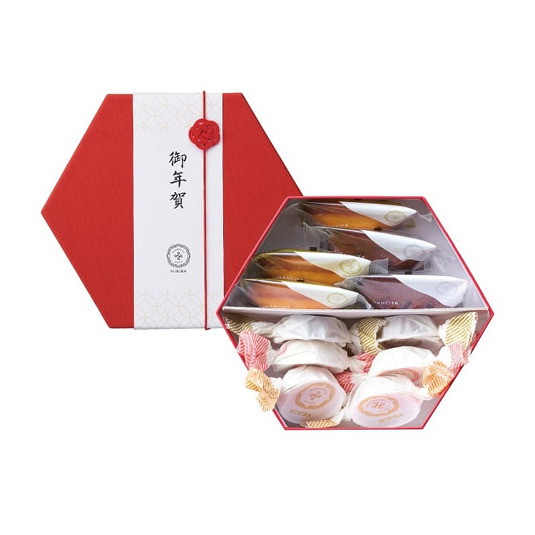 HIBIKA 新年限定 果子糕点礼盒11枚
