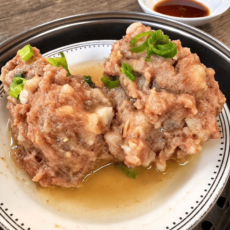 Traditional Steamed Minced Beef Meatballs 1 each