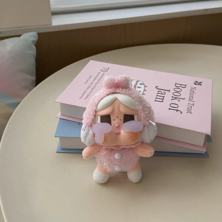 CRYBABY哭娃公仔挂件 搪胶毛绒玩偶钥匙扣粉色