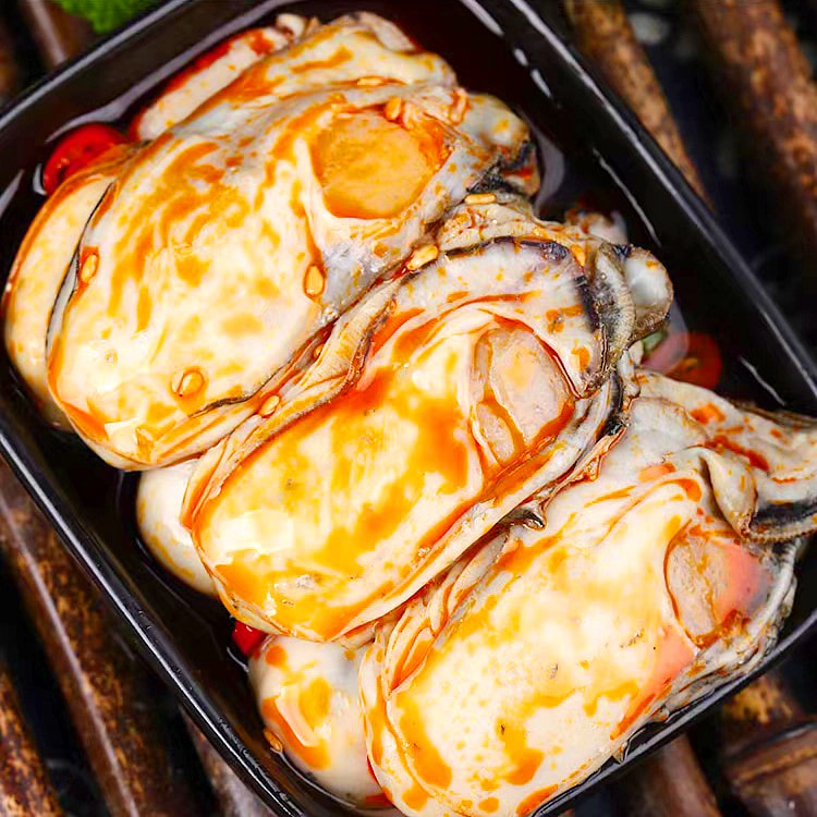 100g*1 can of canned garlic oysters